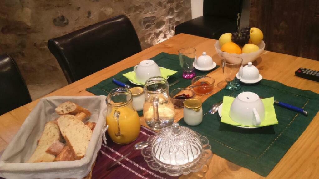 فندق Au Pont D'Olt Saint-Côme-dʼOlt المظهر الخارجي الصورة